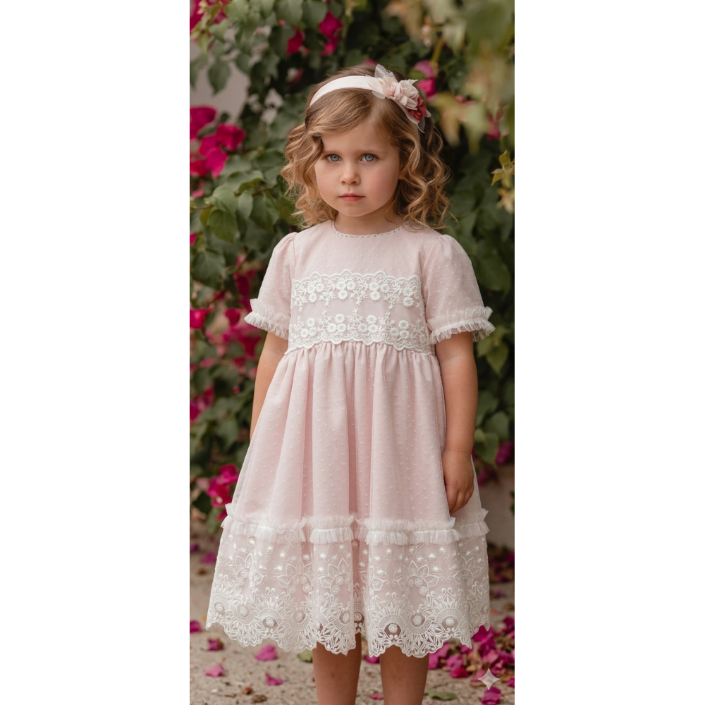 فستان للمناسبات وردي ناعم بتفاصيل دانتيل 202632 فستان للمناسبات وردي ناعم بتفاصيل دانتيل 202632