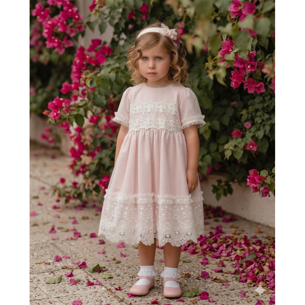 فستان للمناسبات وردي ناعم بتفاصيل دانتيل 202632 فستان للمناسبات وردي ناعم بتفاصيل دانتيل 202632