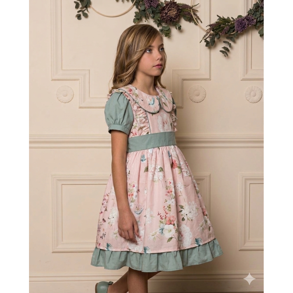 فستان بناتي وردي بطبعات زهور مع ياقة بيتر بان وفيونكة خلفية 202641