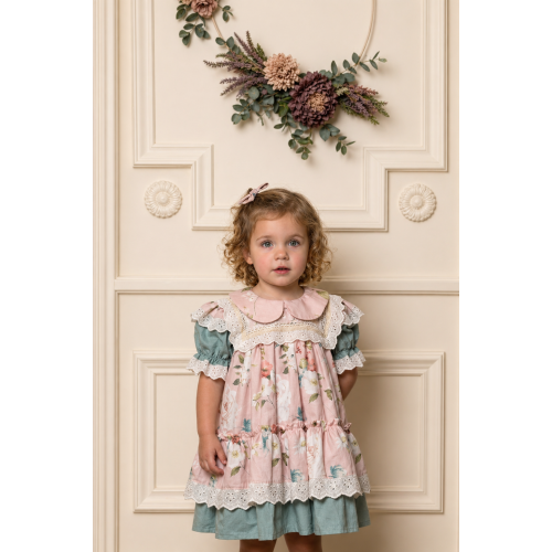  فستان بناتي كلاسيكي باللون الوردي والأخضر المائي مزين بطبعة زهور ودانتيل202644