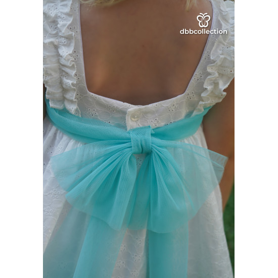 18702 فستان اسباني أبيض بالتل بدون اكمام