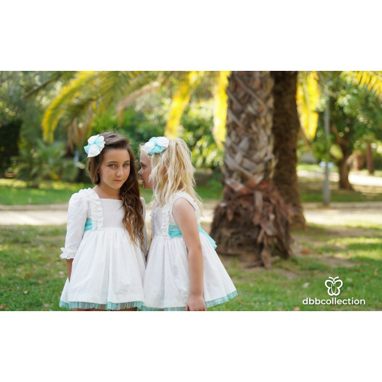 18702 فستان اسباني أبيض بالتل بدون اكمام 18702 فستان اسباني أبيض بالتل بدون اكمام