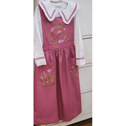 مريول مدرسي بتطريز أرنب من قطعتين 14462 مريول مدرسي بتطريز أرنب من قطعتين 14462