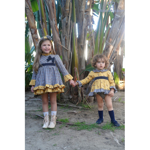 طقم اسباني من ثلاث قطع 21101 طقم اسباني من ثلاث قطع 21101