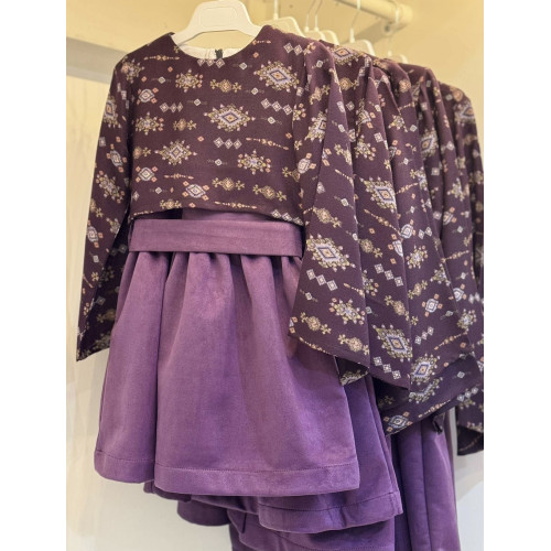 240107 فستان بنفسجي كشميري من قطعتين 240107 فستان بنفسجي كشميري من قطعتين