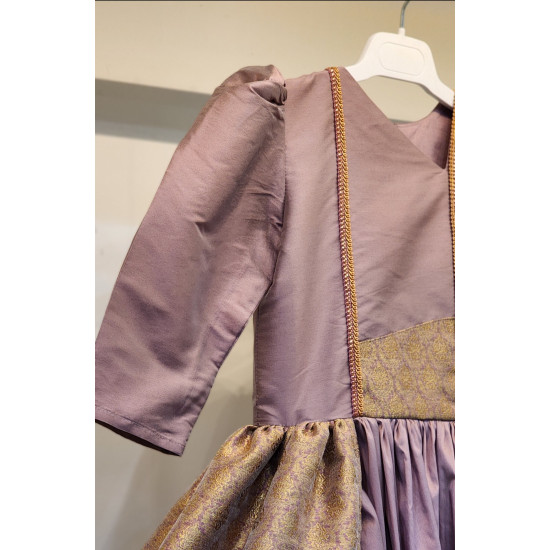 240182 فستان شعبي لون كشميري وذهبي 240182 فستان شعبي لون كشميري وذهبي