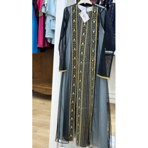 240155 جلابية مع تول أسود 240155 جلابية مع تول أسود