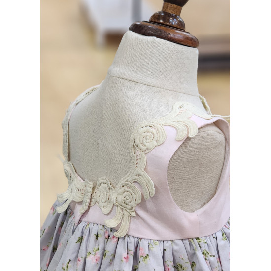 240400 فستان  مورد للصغيرات مع قبعة 