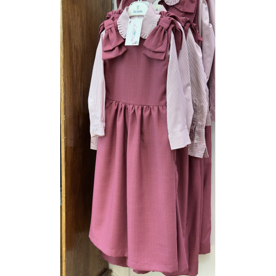 مريول مدرسي وردي قطعتين مريول مع قميص مقلم 144707 مريول مدرسي وردي قطعتين مريول مع قميص مقلم 144707