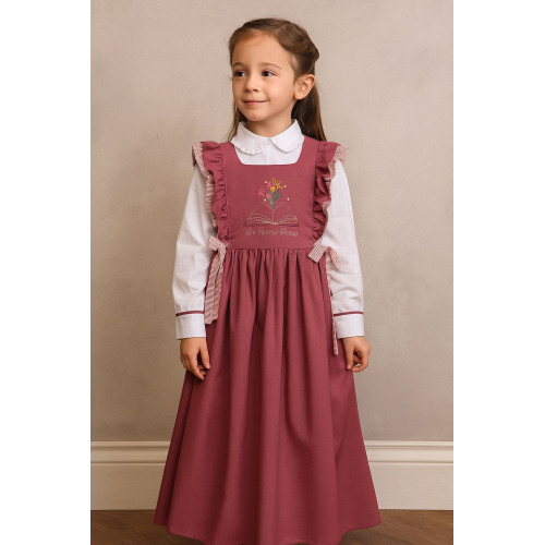 مريول مدرسي وردي مطرز وبكشكش مخطط + قميص أبيض بياقة 240425 مريول مدرسي وردي مطرز وبكشكش مخطط + قميص أبيض بياقة 240425