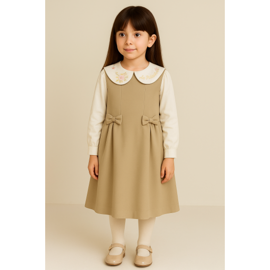 مريول (( رياض أطفال )) بيج مع قميص  مطرز بالياقة 240428
