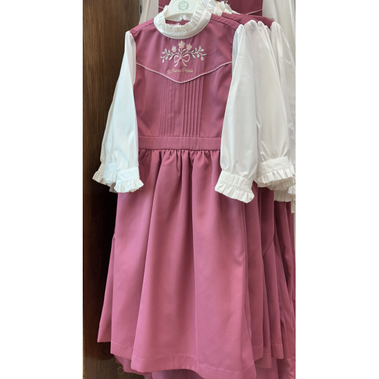 مريول مدرسي وردي مطرز متصل 144730 مريول مدرسي وردي مطرز متصل 144730