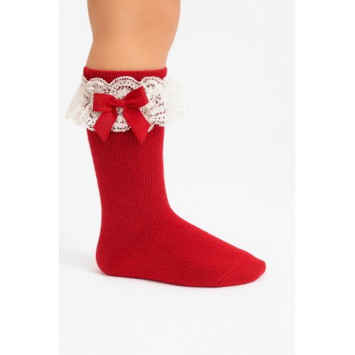 جوارب طويلة لون أحمر بدانتيل جوارب طويلة لون أحمر بدانتيل