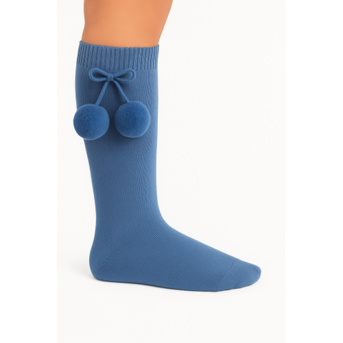 جوارب طويلة لون أزرق موديل كور جوارب طويلة لون أزرق موديل كور