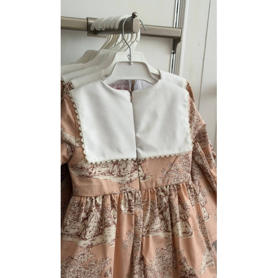 فستان ربيعي وردي بطبعة توال 240600