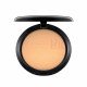 بودرة أساس مضغوطة من ماك ستوديو فيكس NC25 بودرة أساس مضغوطة من ماك ستوديو فيكس NC25