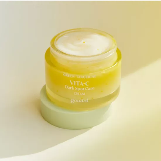 كريم اليوسفي الأخضر للعناية بالبقع الداكنة 50 مل