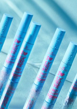 ماسكارا أي لاف اكستريم كريزي فوليوم مقاومة للماء ماسكارا أي لاف اكستريم كريزي فوليوم مقاومة للماء