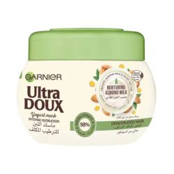 Garnier Ultra de Milk Mask - Intensive Moisturizing with Almond Milk, 300ml