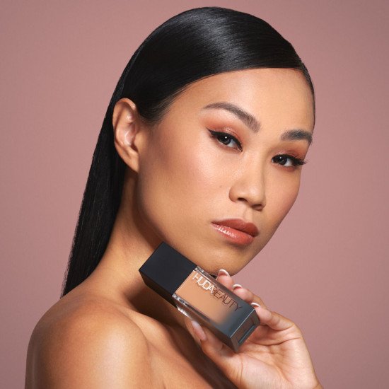 كريم اساس فوكس فيلتر من هدى بيوتي - 320G TRES LECHES