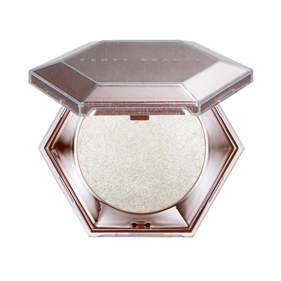 اضاءة هايلايتر بودرة دياموند بومب من فنتي بيوتي - هاو مني كاراتس