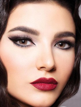 عدسات ملونة من انستازيا - إل.أي.فانيلا