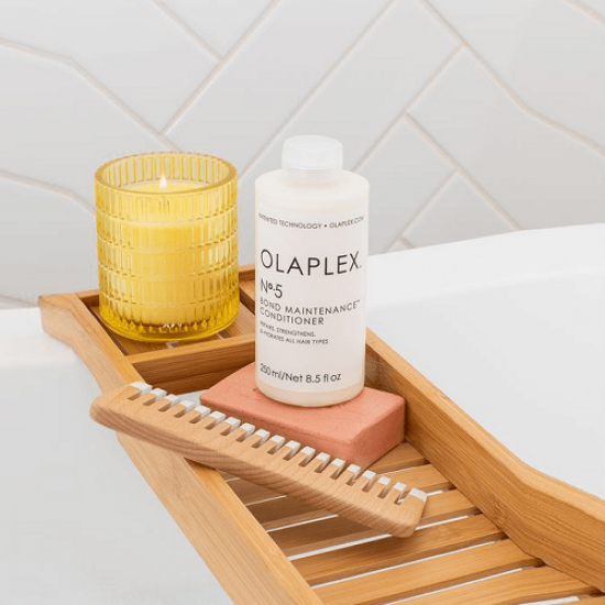 بلسم إصلاح وترطيب الشعر 5 من اولابلكس - 250مل بلسم إصلاح وترطيب الشعر 5 من اولابلكس - 250مل