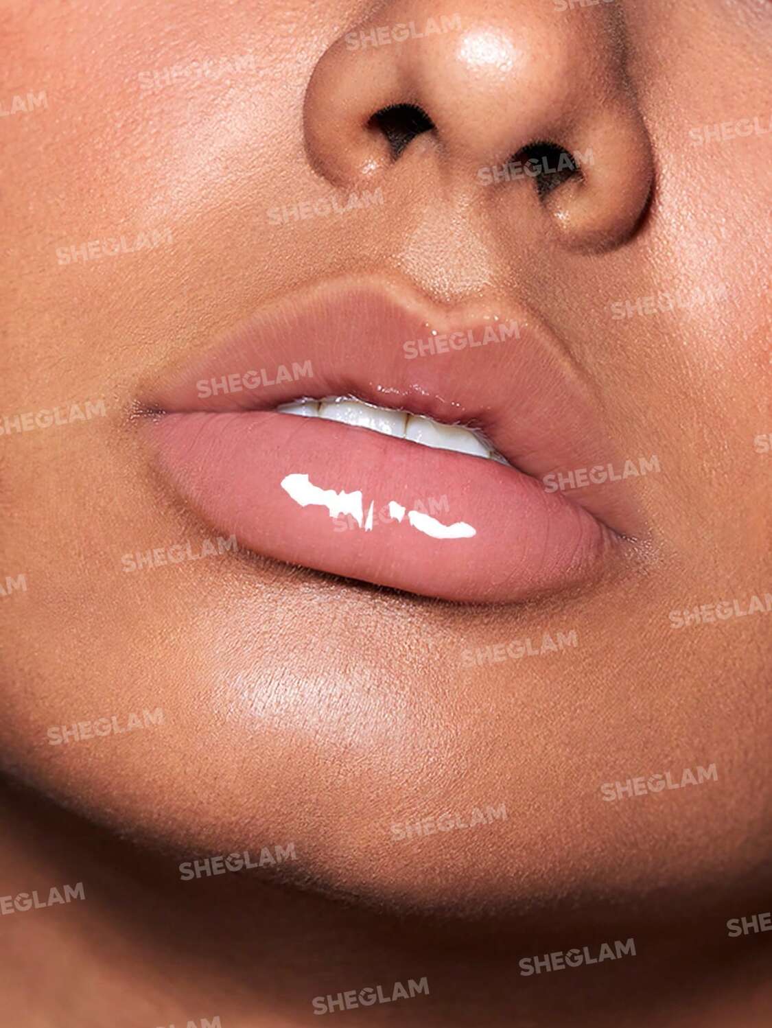 جيلي واو ليب اويل-توت ازرق 