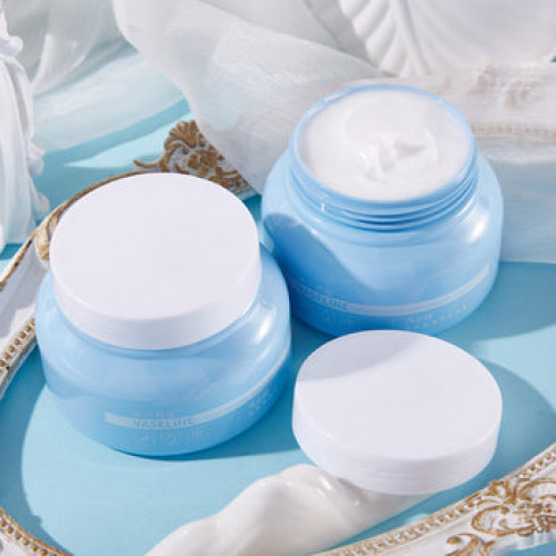 لوشن ترطيب الجسم فازلين بالنياسيناميد 250جم لوشن ترطيب الجسم فازلين بالنياسيناميد 250جم