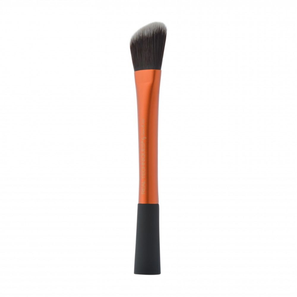 فرشاة كريم الاساس من ريل تكنيك