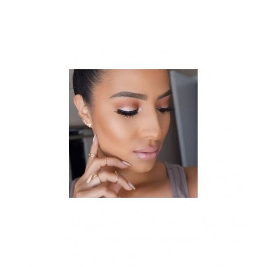 برونز بيتي لو مانيزر من ذا بالم برونز بيتي لو مانيزر من ذا بالم