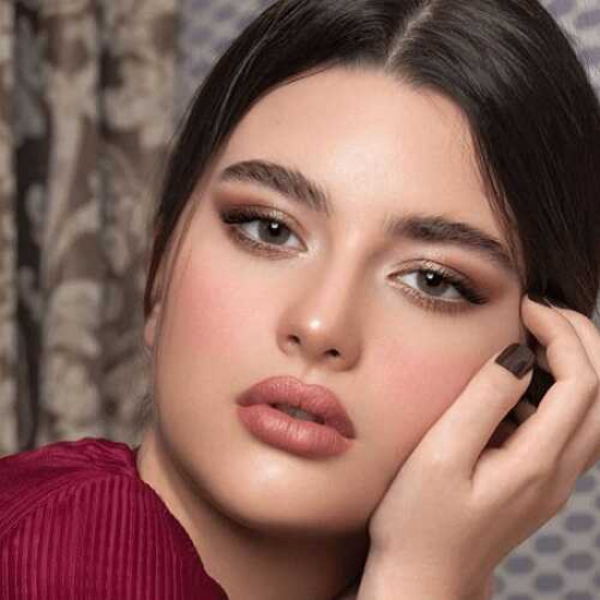 أحمر شفاه تراديشنال من نوره بو عوض - مدام نورا 1