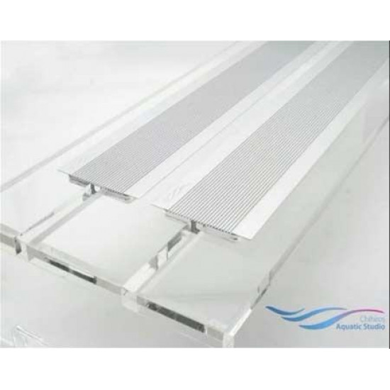 إضاءة دبل LED مقاس 45سم مع إستاند من الإكريلك - Doctor Chihiros إضاءة دبل LED مقاس 45سم مع إستاند من الإكريلك - Doctor Chihiros