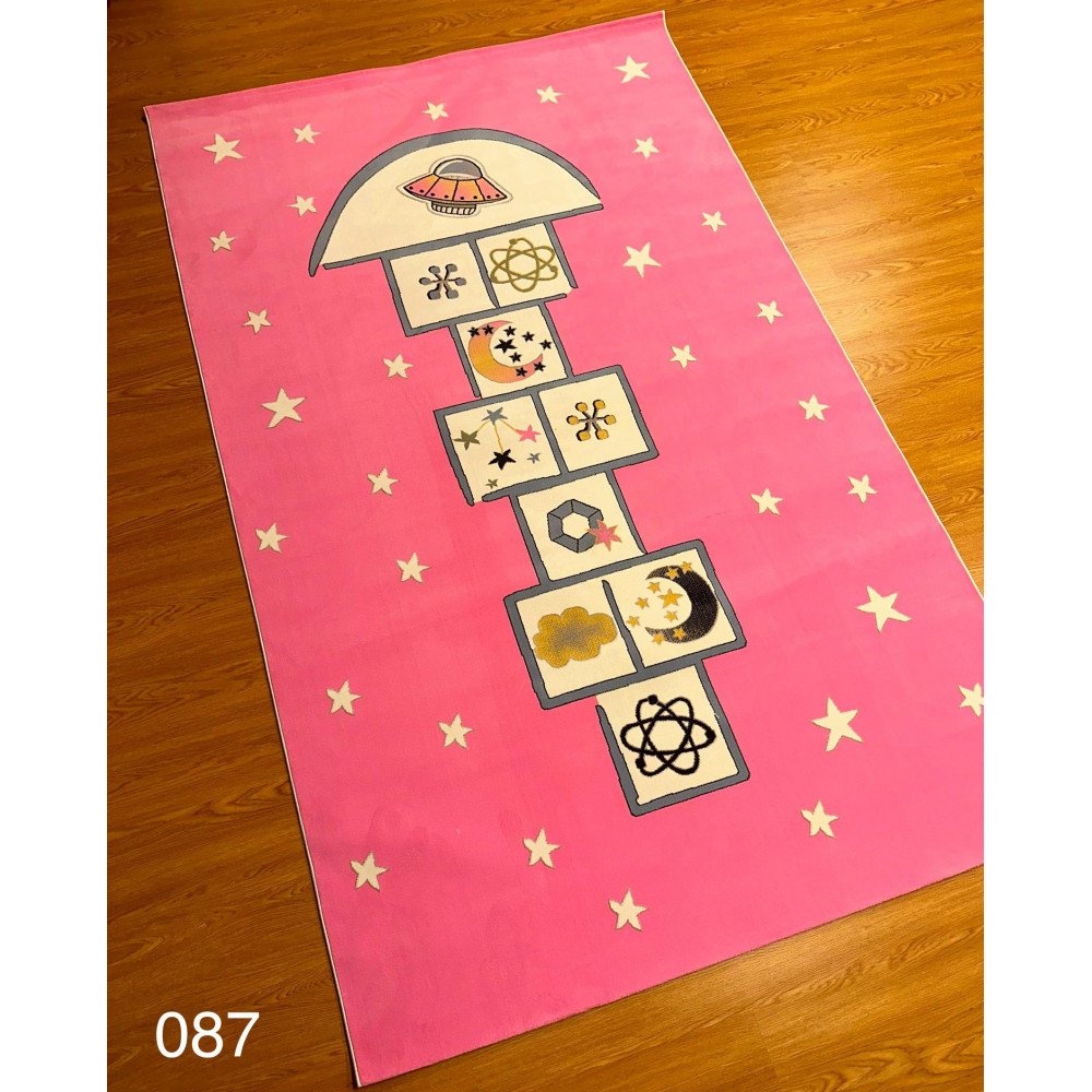 سجاد اطفال فضاء لون وردي