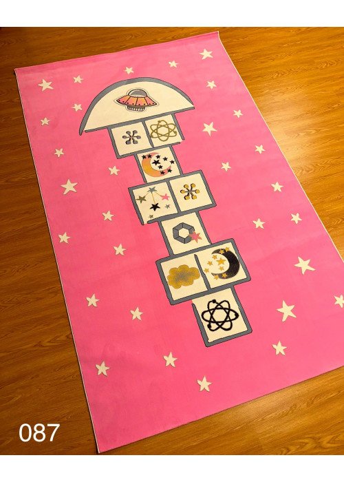 سجاد اطفال فضاء لون وردي