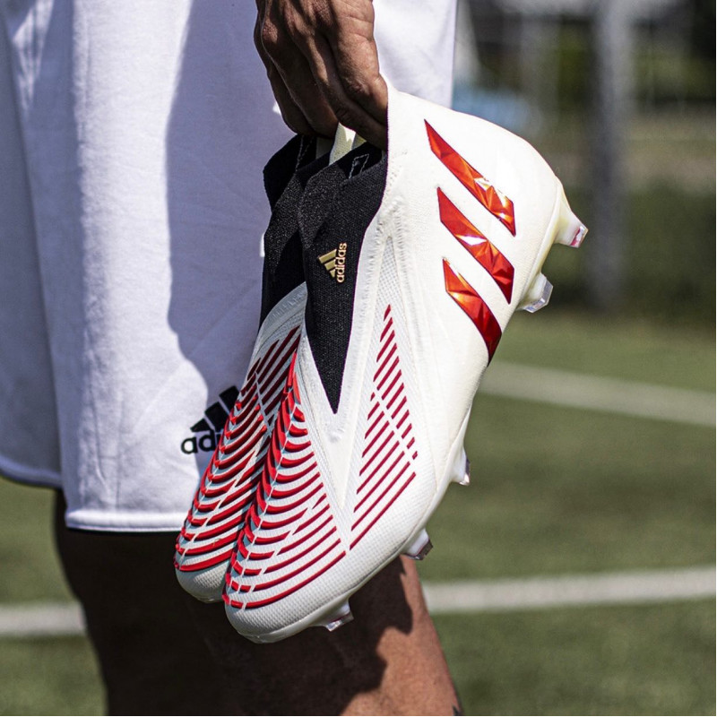 اديداس بريداتور