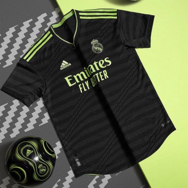 تيشيرت ريال مدريد 22/23