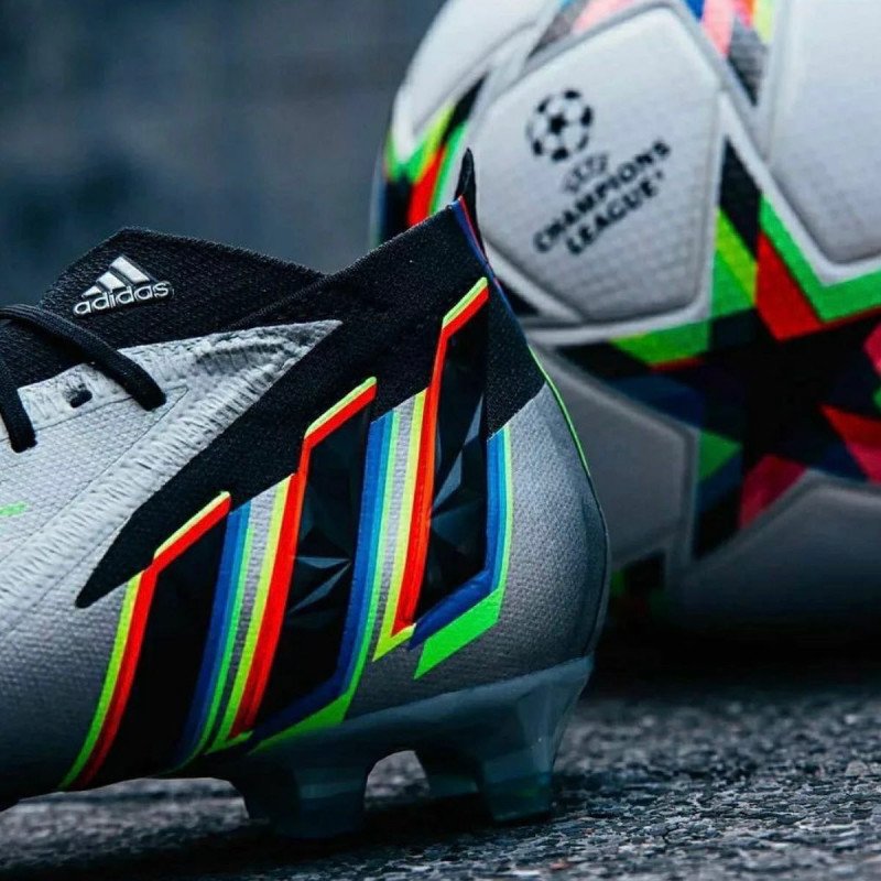 اديداس بريداتور