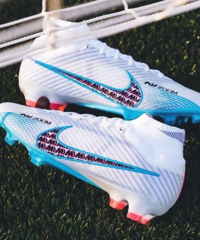 ميريكوريال سوبر فلاي 