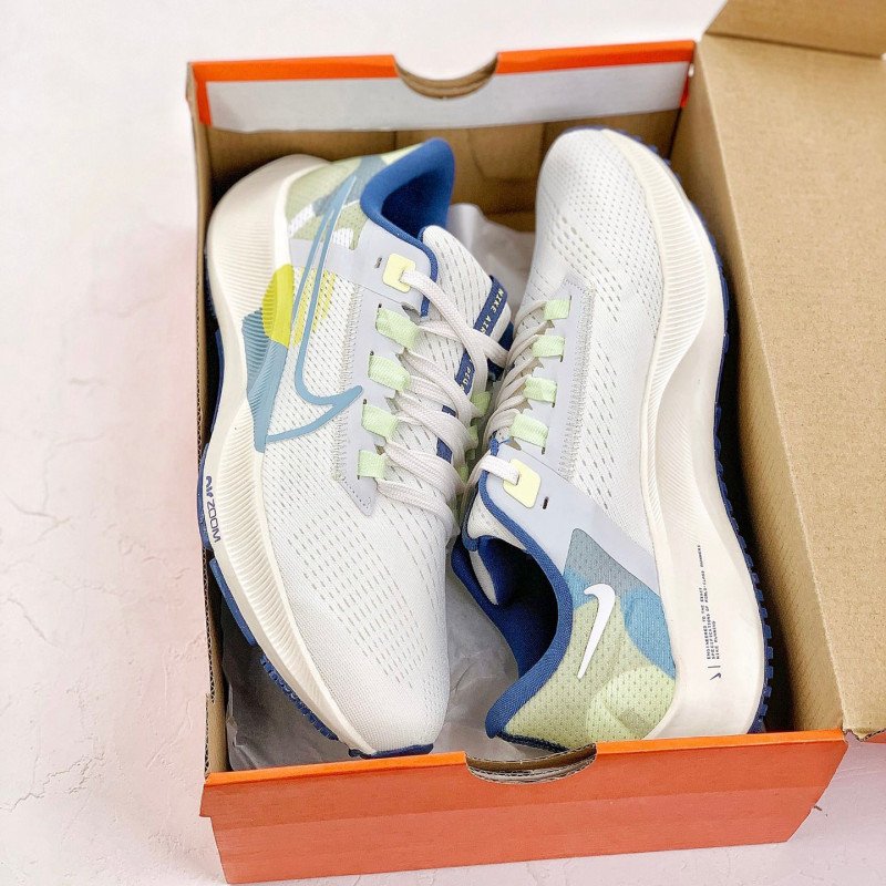 بوت نايك اير زوم