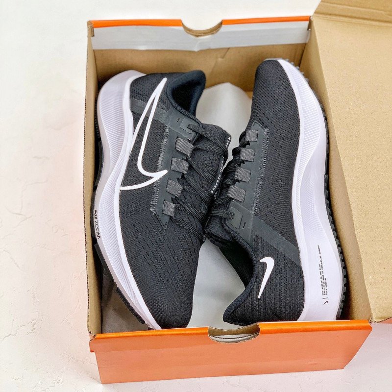 بوت نايك اير زوم