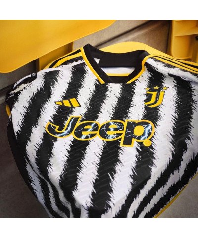 تيشيرت يوفنتس 23/24 تيشيرت يوفنتس 23/24