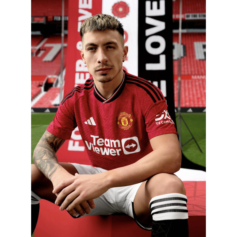 طقم مانشستر يونايتد 23/24 