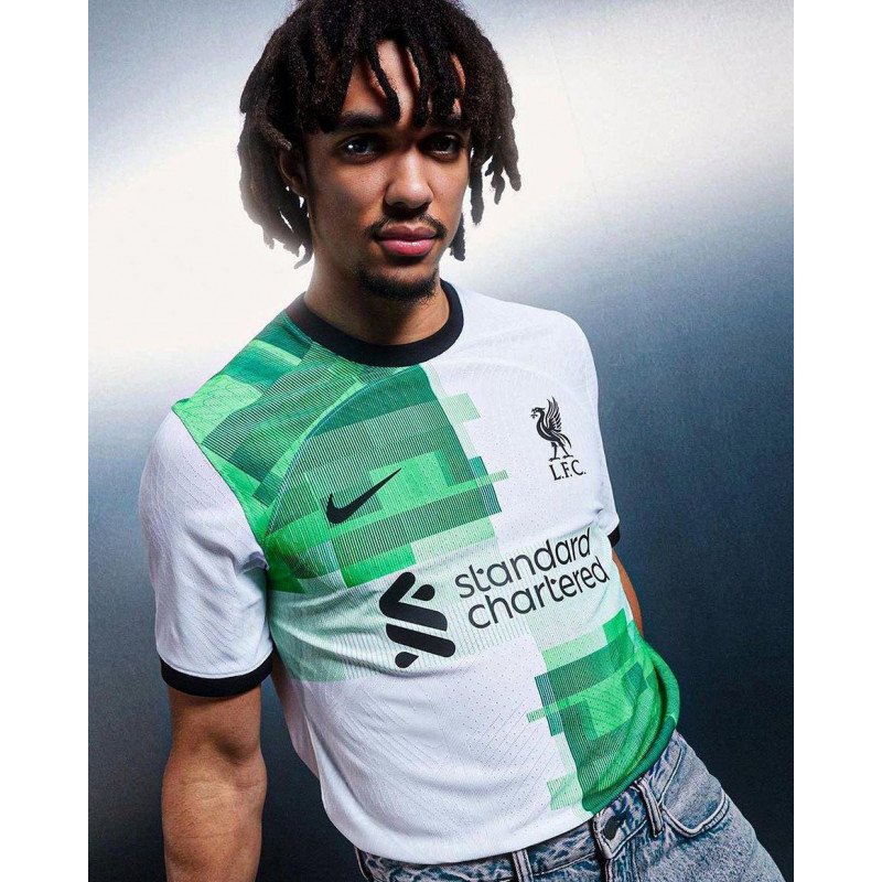 طقم ليفربول الثاني 23/24