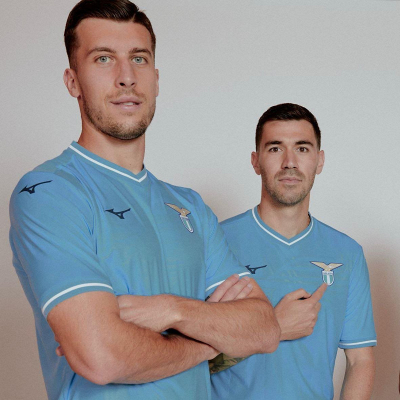 طقم لاتسيو الاساسي 23/24