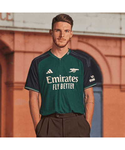 طقم ارسنال الثالث 23/24 طقم ارسنال الثالث 23/24