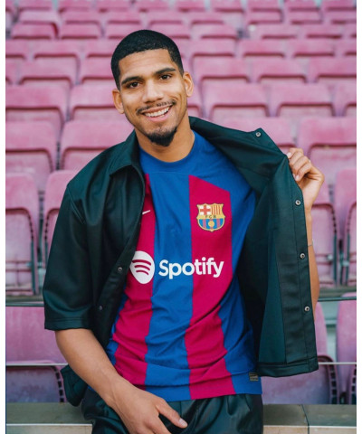 تيشيرت برشلونة الاساسي 23/24 تيشيرت برشلونة الاساسي 23/24