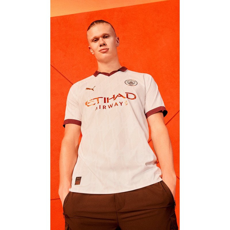 طقم مانشستر سيتي الثاني 23/24