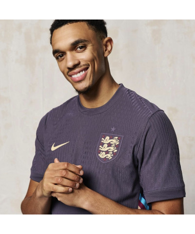 تيشيرت انجلترا الثاني 24/25 | England Away Tshirt تيشيرت انجلترا الثاني 24/25 | England Away Tshirt