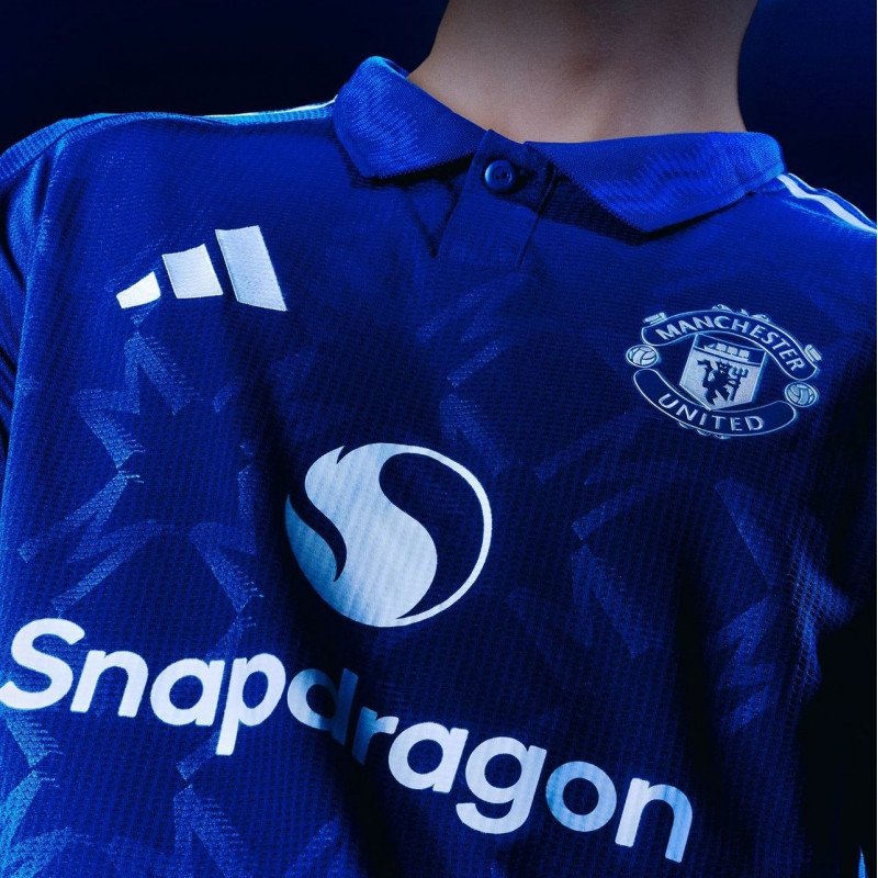 تيشيرت مانشستر يونايتد الثاني 24/25 | Man united Away T-shirt